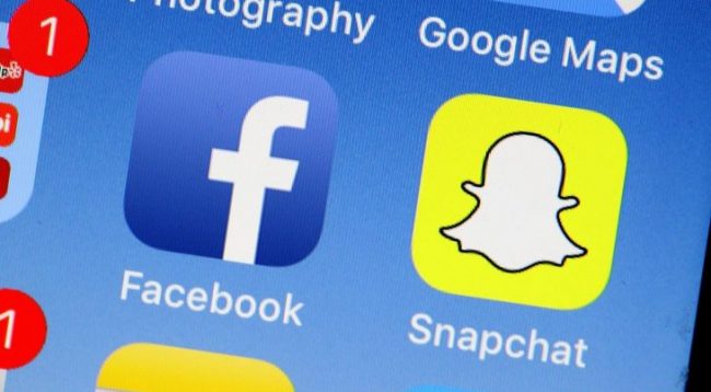 Facebook ka tentuar blerjen e Snapchat edhe në 2016-ën