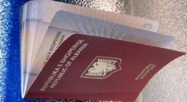 Deputeti i Kosovës kërkon nga Shqipëria t’i pajisë kosovarët me pasaporta shqiptare