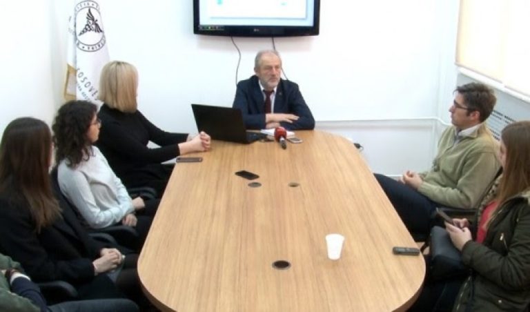 Oda e Mjekëve dyshon se rreth 200 mjekë vendorë janë pa licencë