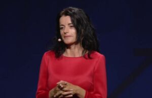 Vasfije Krasniqi do të jetë kandidate për deputete në listën e LVV-së