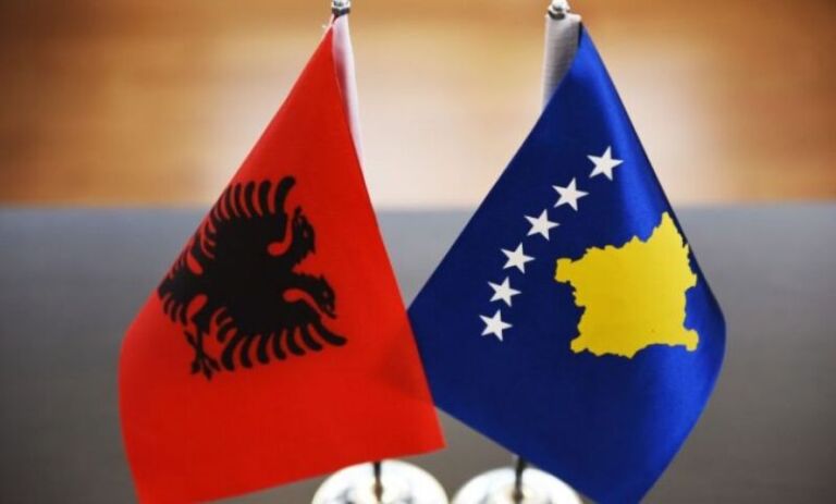 Rreziku nga ndezja e luftës në Ballkan, paralajmërohen Kosova dhe Shqipëria