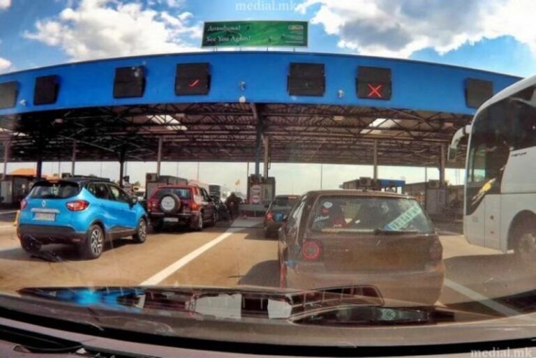 Në Tabanoc pritje deri në 1 orë