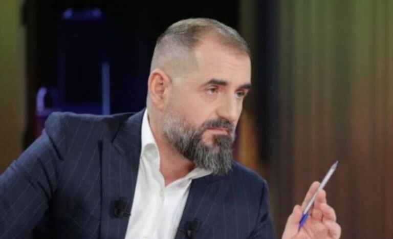 “Monstër, o i paftyrë!”/ Nuk ndalen kritikat ndaj Edi Ramës, pas deklaratave se Serbia i ndihmoi kur u godit nga tërmeti