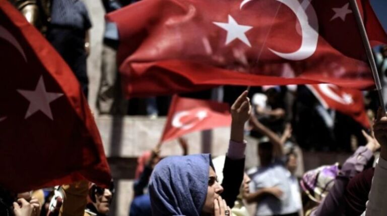 Turqia i kërkon Maqedonisë së Veriut ekstradimin e 86 shtetasve turq