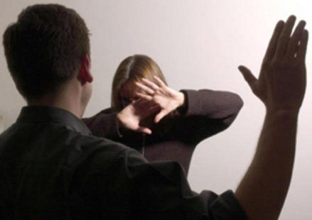 Dhunë në familje, të dehur në timon dhe drejtim mjeti pa leje/ Arrestohen pesë persona në Tiranë