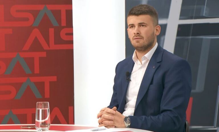 Ismaili: Ata që dështojnë në profesionet e tyre, përfundojnë në politikë