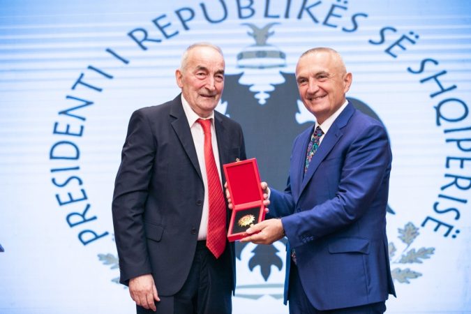 ndahet nga jeta në moshën 74-vjeçare gazetari i njohur sportiv, ikona e televizionit Vladimir Grillo