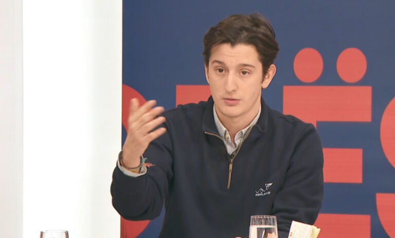 Hodai flet për largimin e të rinjve nga vendi: Të largohemi është një veprim shumë i thjeshtë