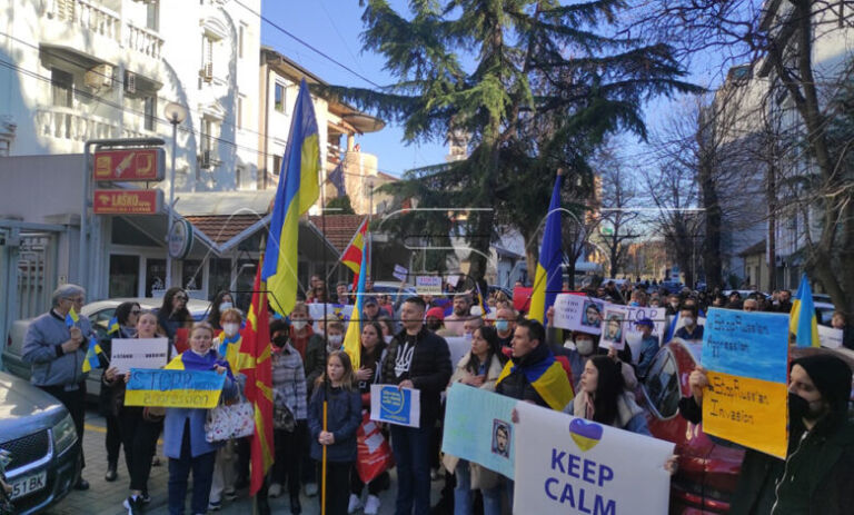 Protesta e ukrainasve në Maqedoni kundër agresionit rus ndaj vendit të tyre