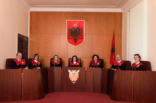 Shkarkimi i Presidentit Ilir Meta/ Gjykata Kushtetuese i drejton 70 pyetje Kuvendit