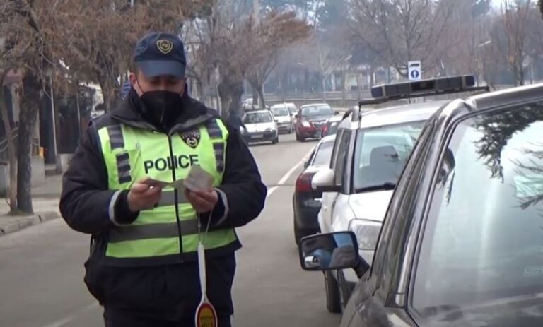 Tetovë, 15 gjoba për parkim të parregullt