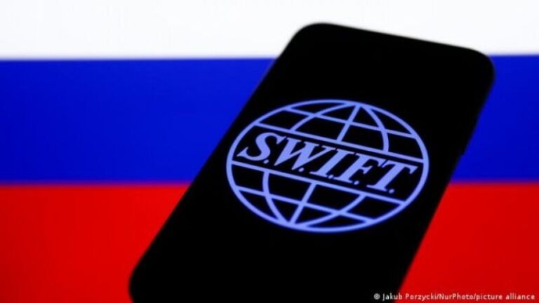 Çfarë ndodh nëse Rusia përjashtohet nga kodi SWIFT. Opsioni bërthamor?