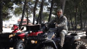 I shpëtoi ekzekutimit dy vite më parë/ 43-vjeçarit lezhjan i bëjnë sërish atentat, raporton në polici për të shtëna ndaj tij, por uniformat blu nuk gjejnë gëzhoja