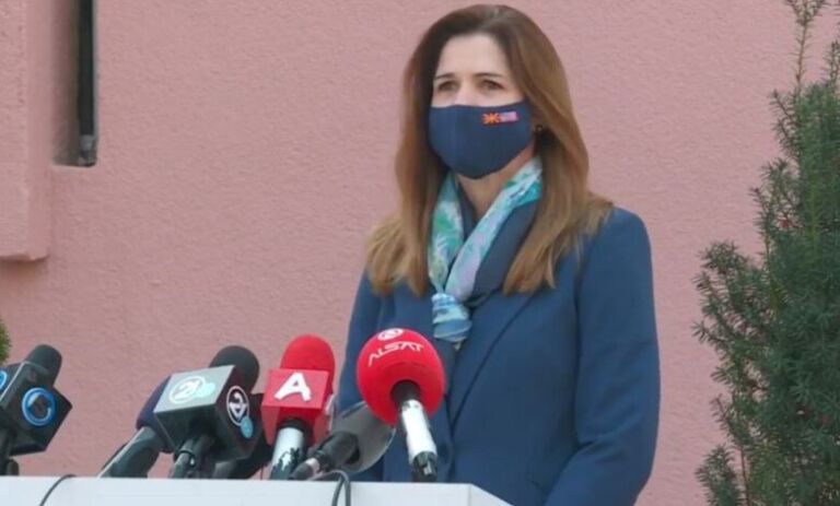 Ambasadorja amerikane në Shkup: Po ballafaqohemi me një moment vërtetë të vështirë