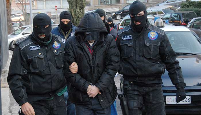 Kokainë dhe hashash/ Trafik droge drejt Romës dhe Palermos, prangosen 7 shqiptarë dhe italianë