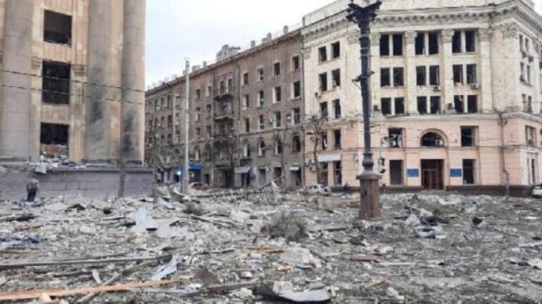 Familja nga Maqedonia me fëmijë të sapo lindur është e bllokuar në Harkov të Ukrainës