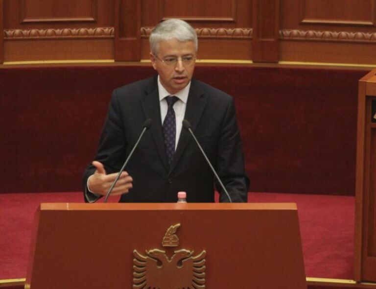 Legalizimi i kanabisit mjekësor/ Si e komenton ish-ministri Sandër Lleshaj