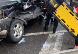 Aksident i rëndë në Fushë-Krujë! I doli para kamionit, plagosen dy persona (FOTO)