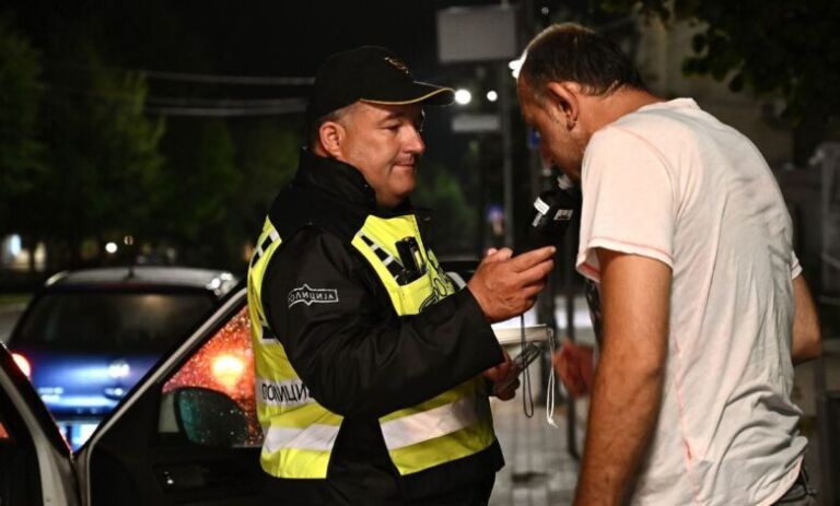 Gjobiten 91 vozitës në Shkup, 26 vozisnin në gjendje të dehur
