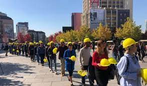 1 maji në Kosovë shënohet me dy protesta