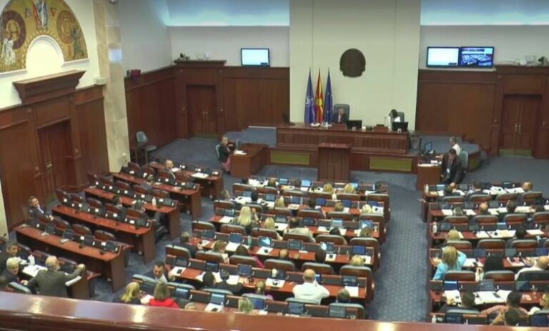 Kuvendi nuk e pranoi interpelancën ndaj Xhaferit, 61 deputetë votuan kundër
