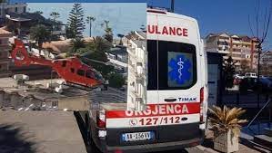 EMRI/ Plagoset rëndë pushuesi në Sarandë, u hodh nga trampolina! Transportohet me helikopter drejt “Traumës”