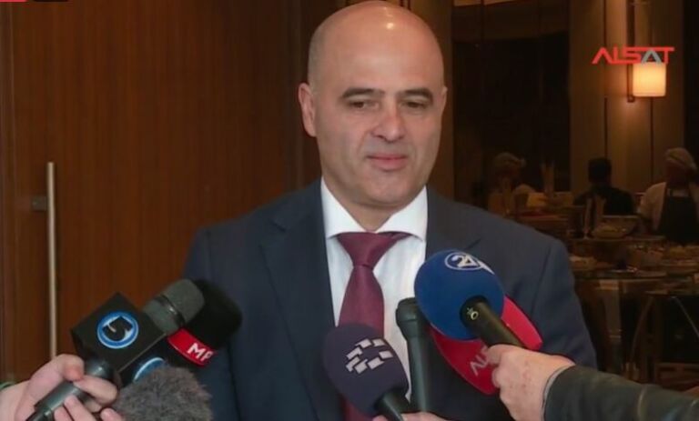 Kovaçevski: Koalicioni është stabil, nuk ka rrezik për humbjen e shumicës në Kuvend