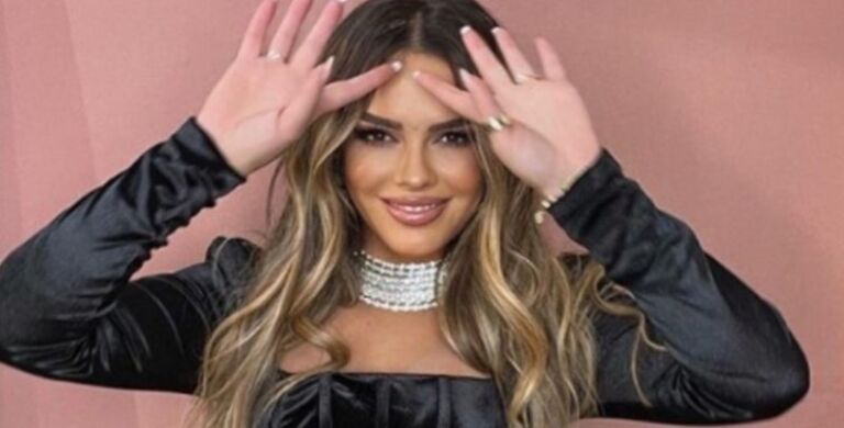 Ariana Fejzullahu kështu bën ‘sfilata’ në shtëpi