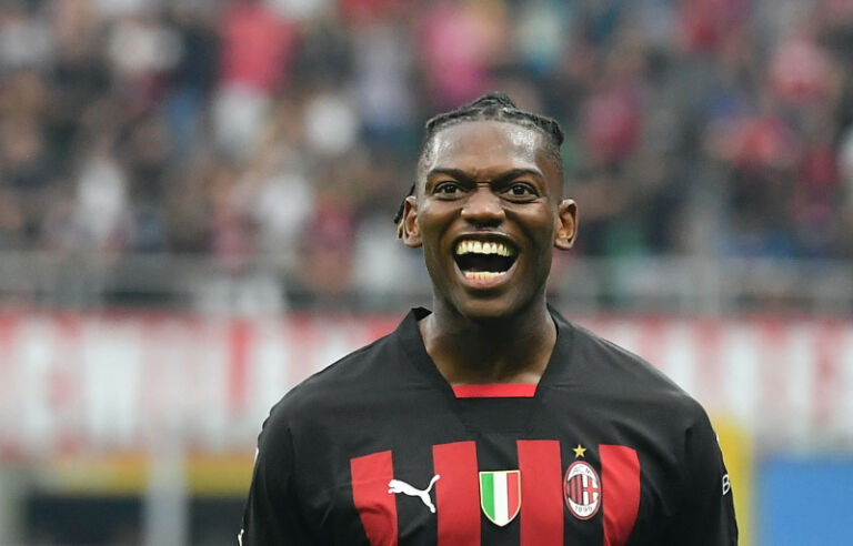 Milan, Chelsea po City, ku do të luaj sezonin e ardhshëm Leao?