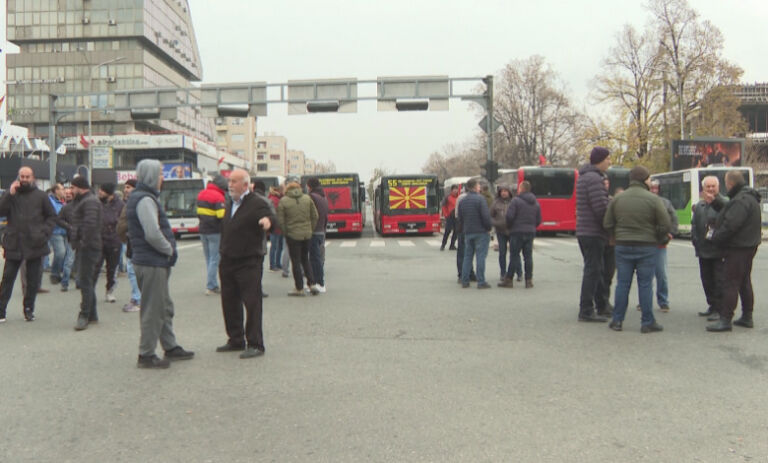 Transportuesit privat nuk do të bllokojnë rrugët gjatë vizitës së presidentit gjerman