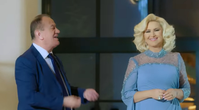 Pas këngës së re bashkë, kjo gjë i ndodhi Shyhretës dhe Mahmutit