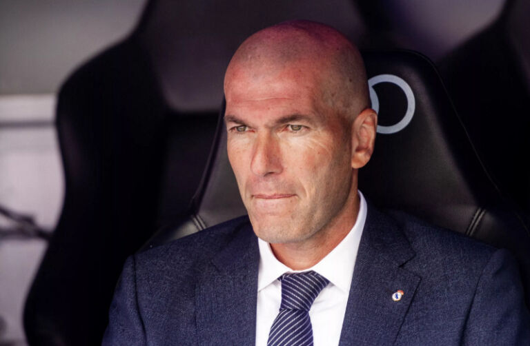 Zinedine Zidane e refuzon punën si trajner i ShBA-së