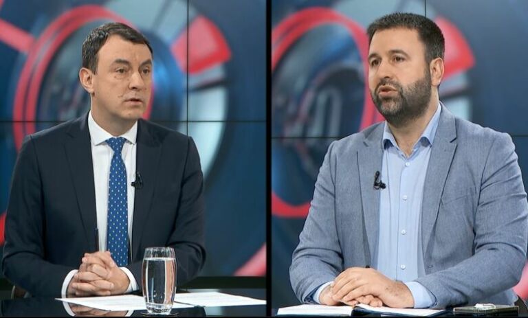 Hoxha: Qeveria aktuale skenën politike e ka shndërruar në një tezgë pazari
