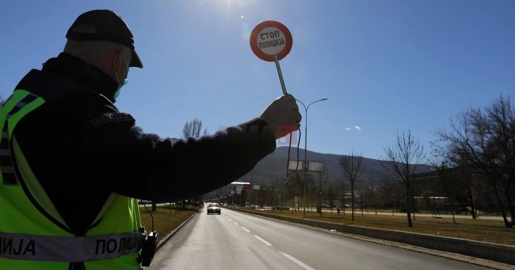 83 sanksione në Shkup, 9 vozitës pa patentë shoferi