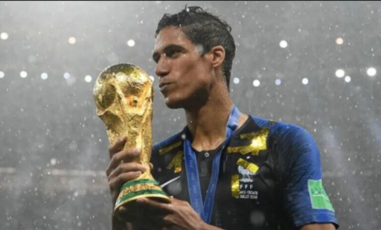 Varane i befason të gjithë, pensionohet nga Kombëtarja e Francës