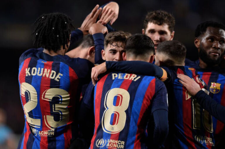 LaLiga vendos me “shpatulla pas muri” Barcelonën, United “fërkon duart”