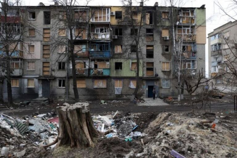 Sulmi masiv në Ukrainë/ A tregon kjo gjë se Rusisë po i mbarojnë raketat?