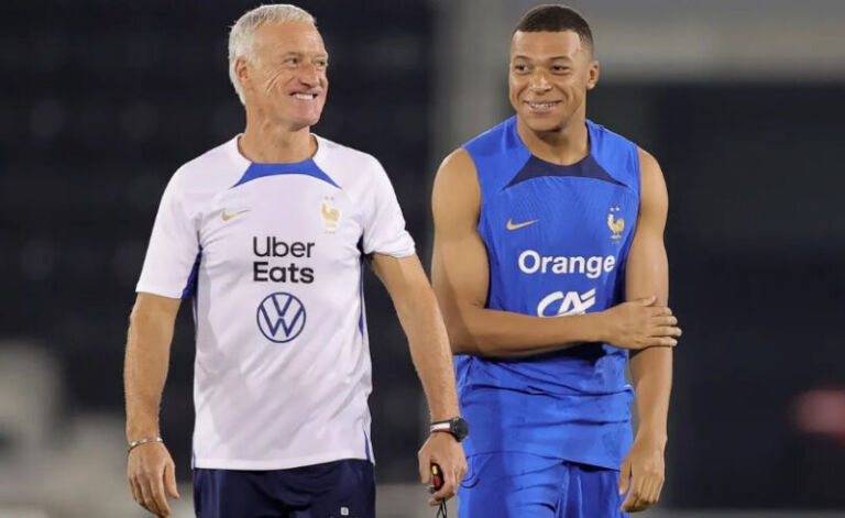 Deschamps thotë se Mbappe mund të bëhet kapiten i Francës