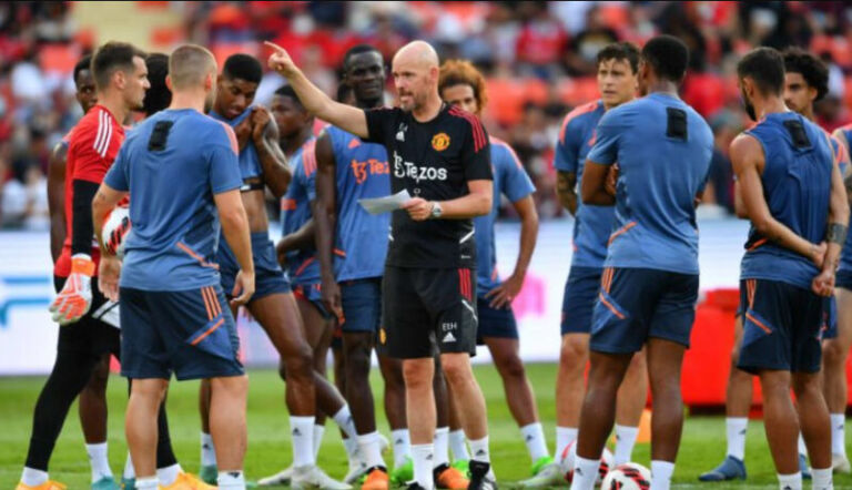 Ten Hag miraton shitjen e dy yjeve të ekipit të Man Utd