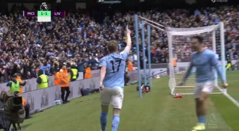 Manchester City kalon në epërsi ndaj Liverpoolit