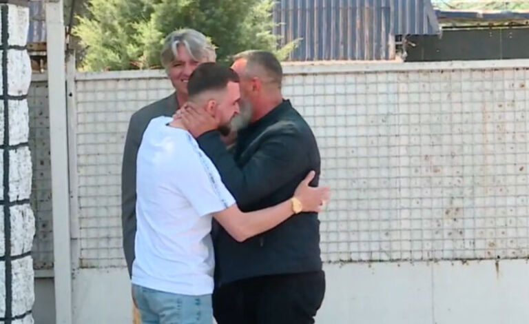 Abdylfeta Alimi del nga burgu: “Liria është e shtrenjtë”