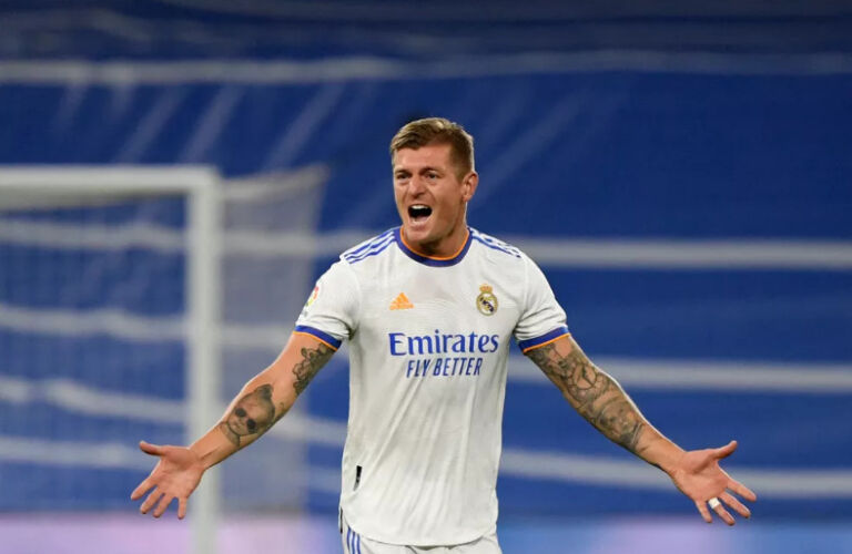 Toni Kroos merr vendim për të ardhmen e tij