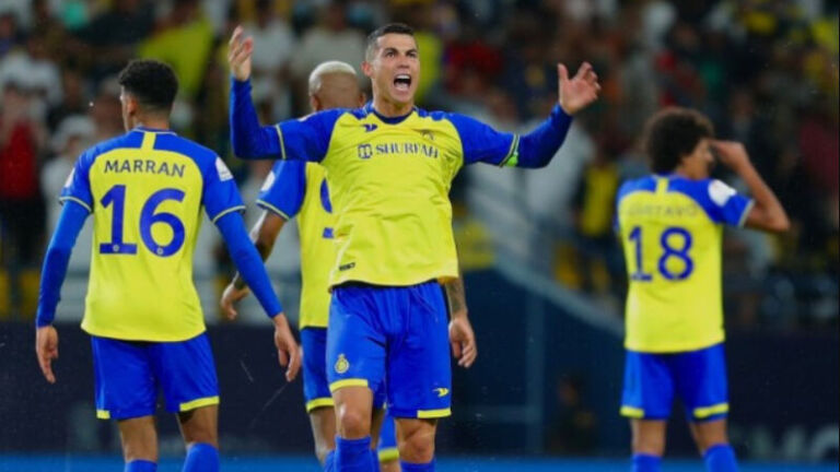 Ronaldo dëshiron të largohet nga Al-Nassr, Perez e pret në Madrid