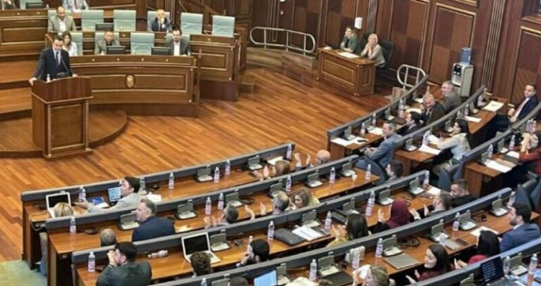 Kurti publikon emrat e organizatorëve kryesorë të trazirave në veri
