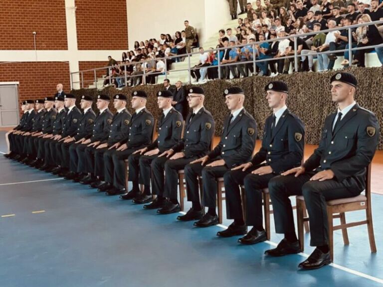 FSK-së i shtohen edhe 15 oficerë të rinj