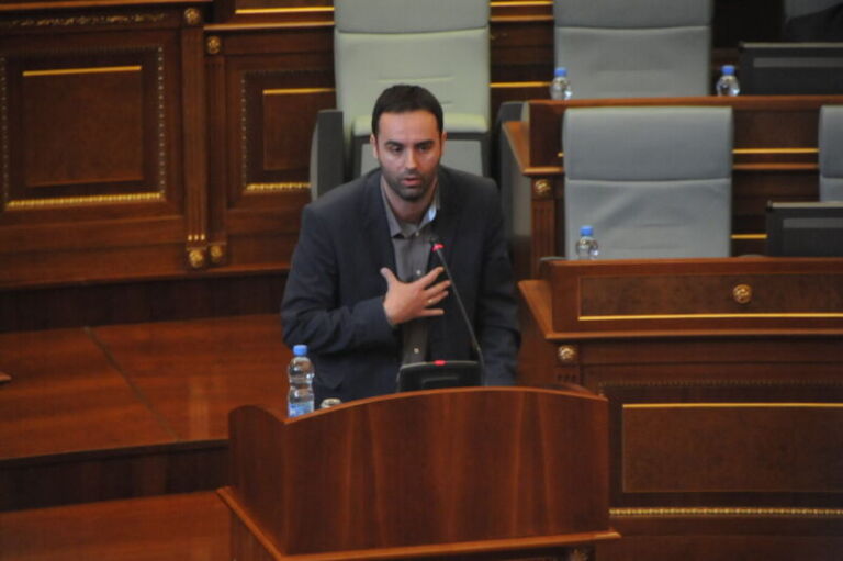 Konjufca: Masat e BE-së të padrejta, thuajse Serbia s’ka kurrfarë përgjegjësie
