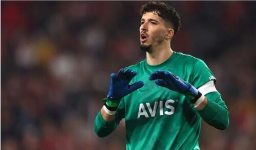 Man Unitedi i pakënaqur me Onana, synon transferimin e talentit turk