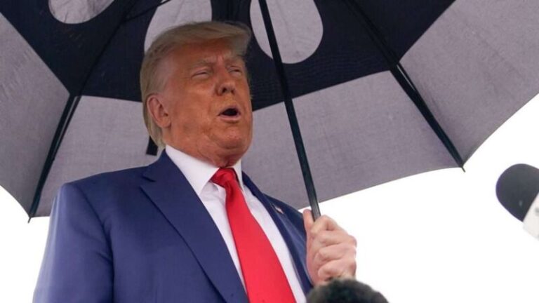 Trump pasi u la i lirë me kusht: Mund të dënohem me 561 vjet burg!