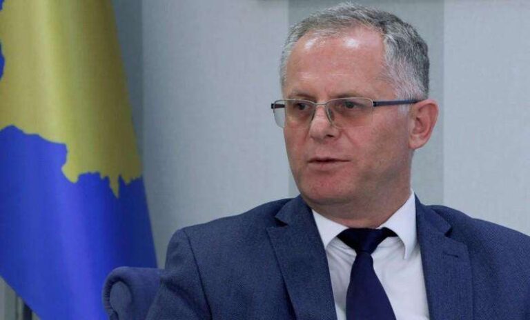 Bislimi: Presim largimin e masave nga BE-ja ndaj Kosovës para takimit të nivelit të lartë, të 14 shtatorit