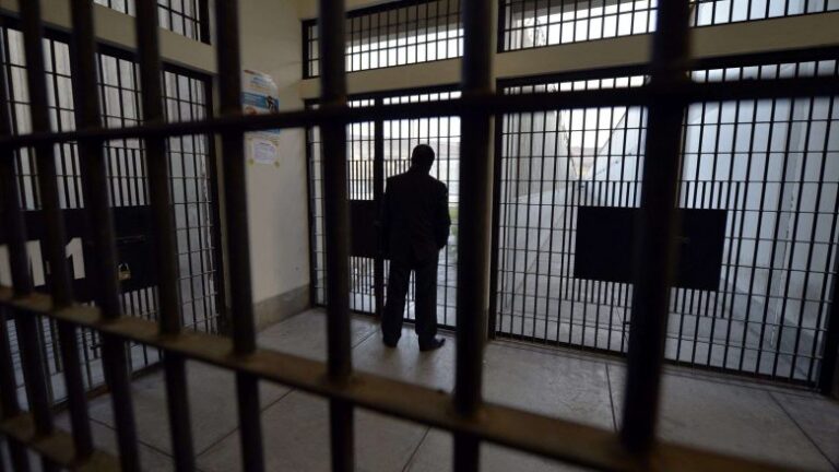 Kërkohet paraburgim për dy zyrtarët e Gjykatës Themelore në Prishtinë, që u arrestuan ditë më parë